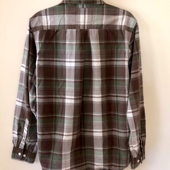 The North Face. Button Down Long Sleeve Shirt. Brown and Green Plaid. Large - Picture 3 of 9